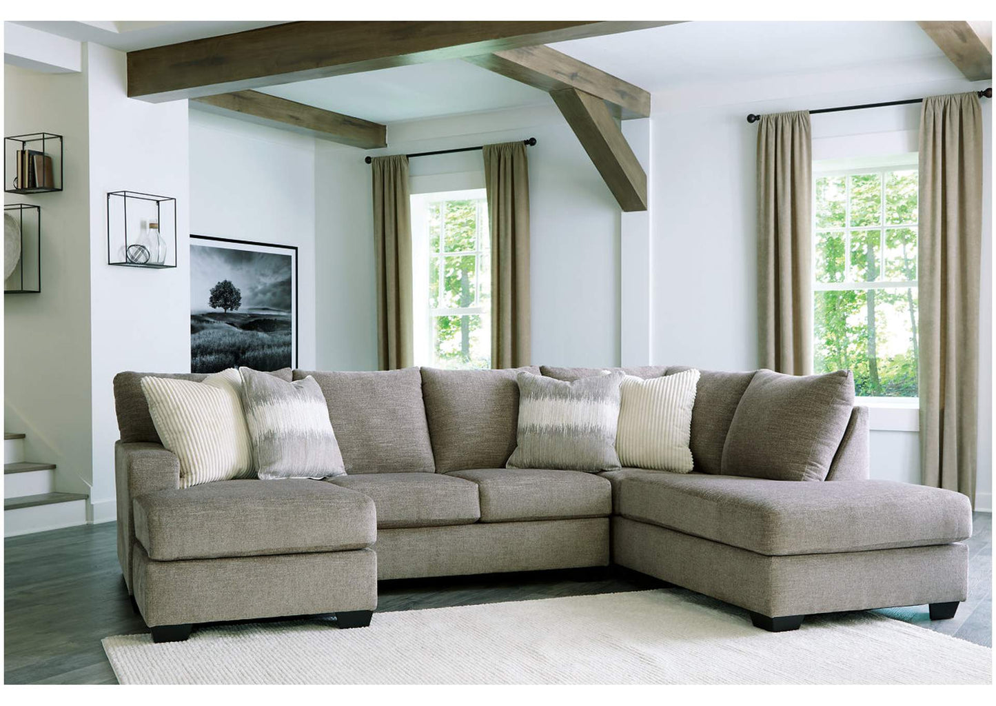 Creswell 2-Piece Sectional with Chaise