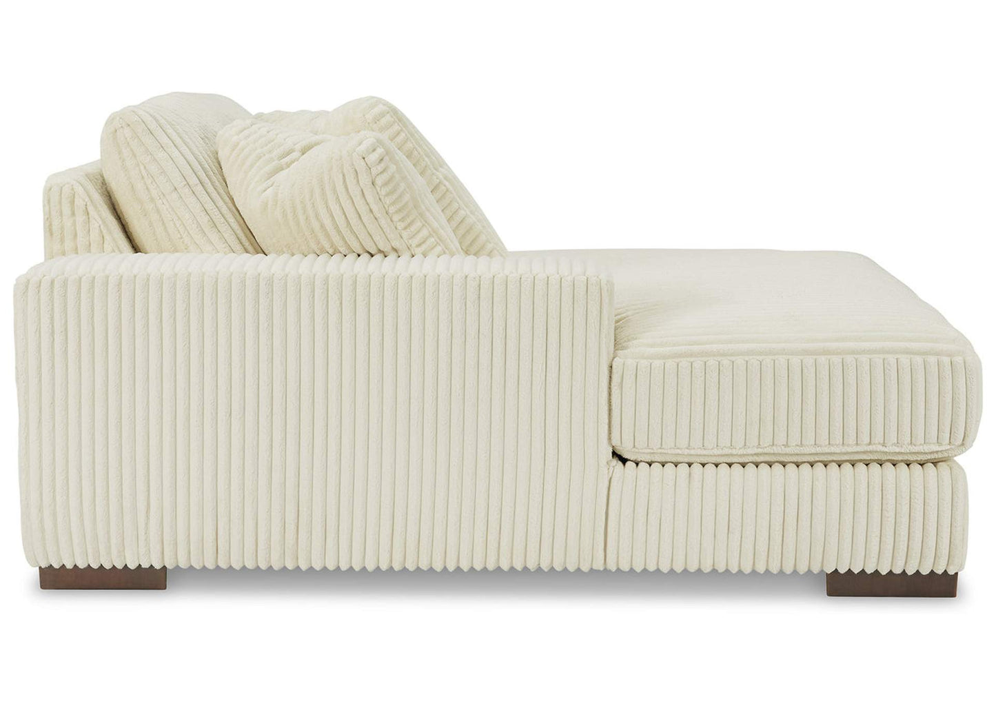 Lindyn Super Chaise