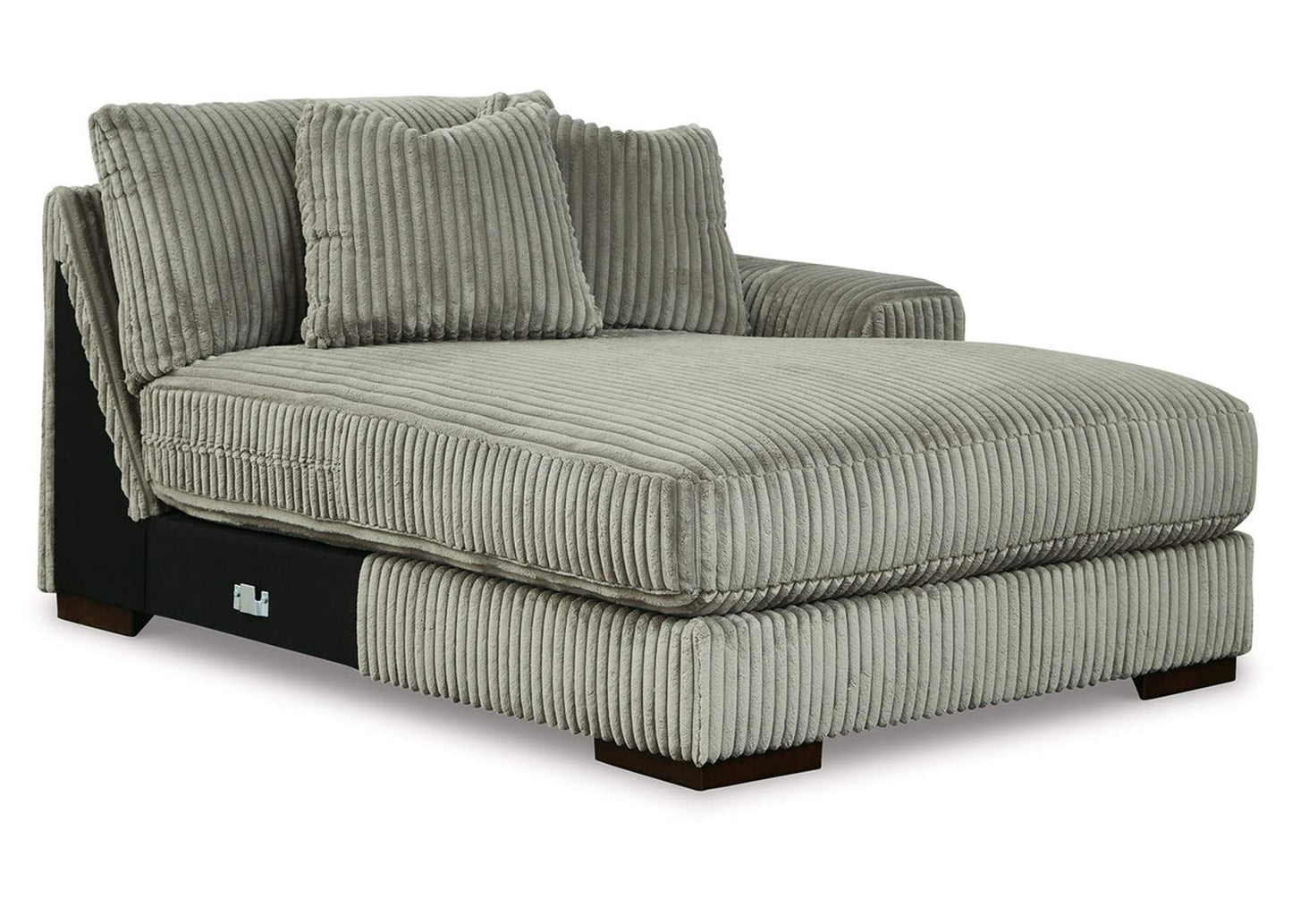 Lindyn 3-Piece Sectional with Chaise