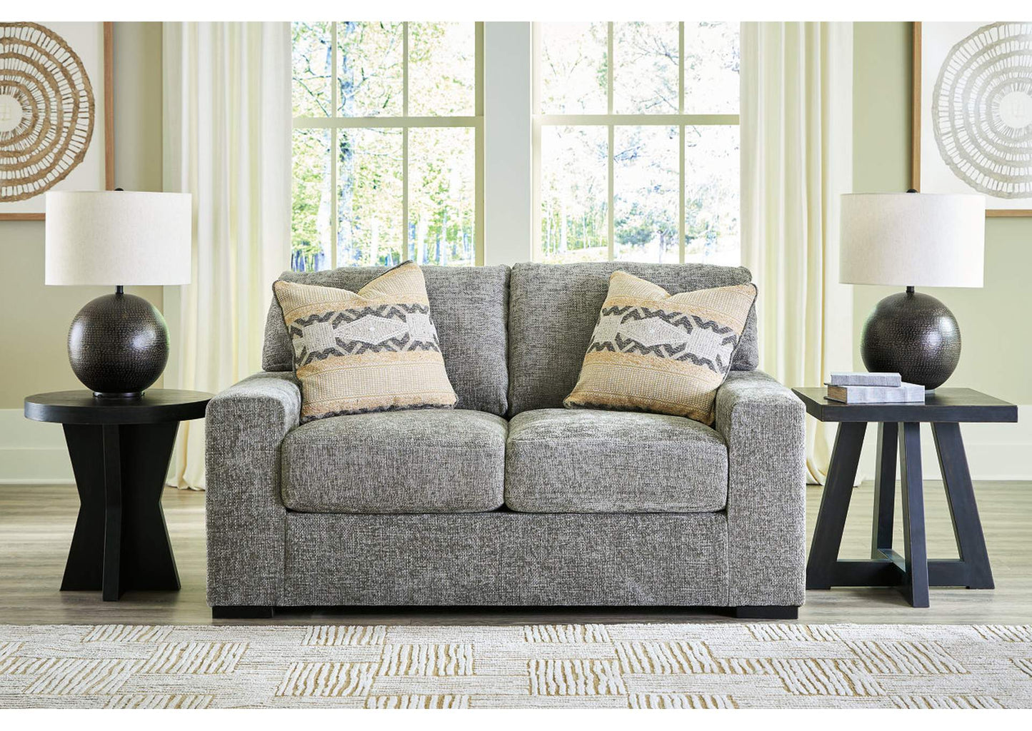 Dunmor Loveseat