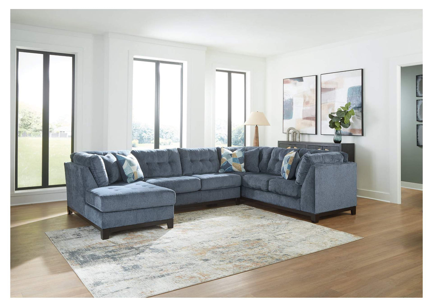 Maxon Place 3-Piece Sectional with Chaise