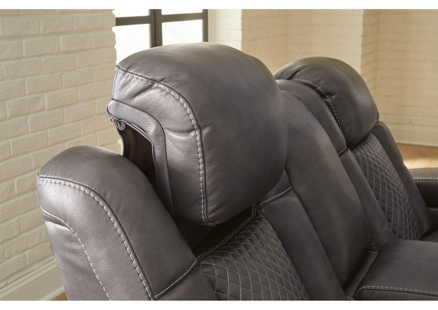 Fyne-Dyme Power Recliner