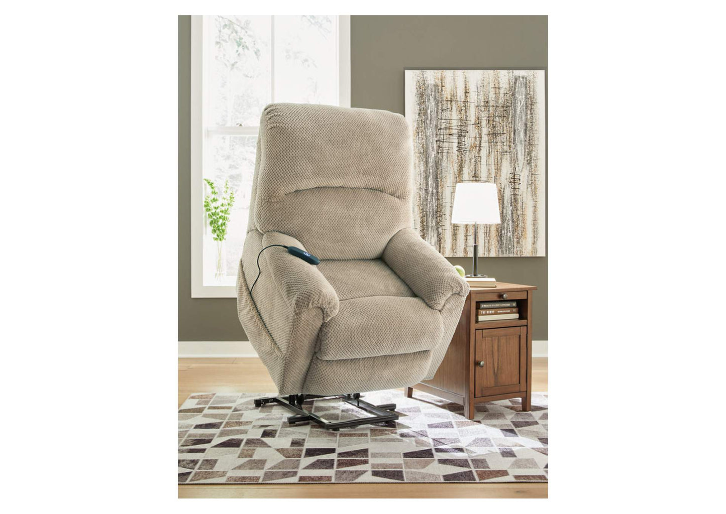 Shadowboxer Power Lift Recliner