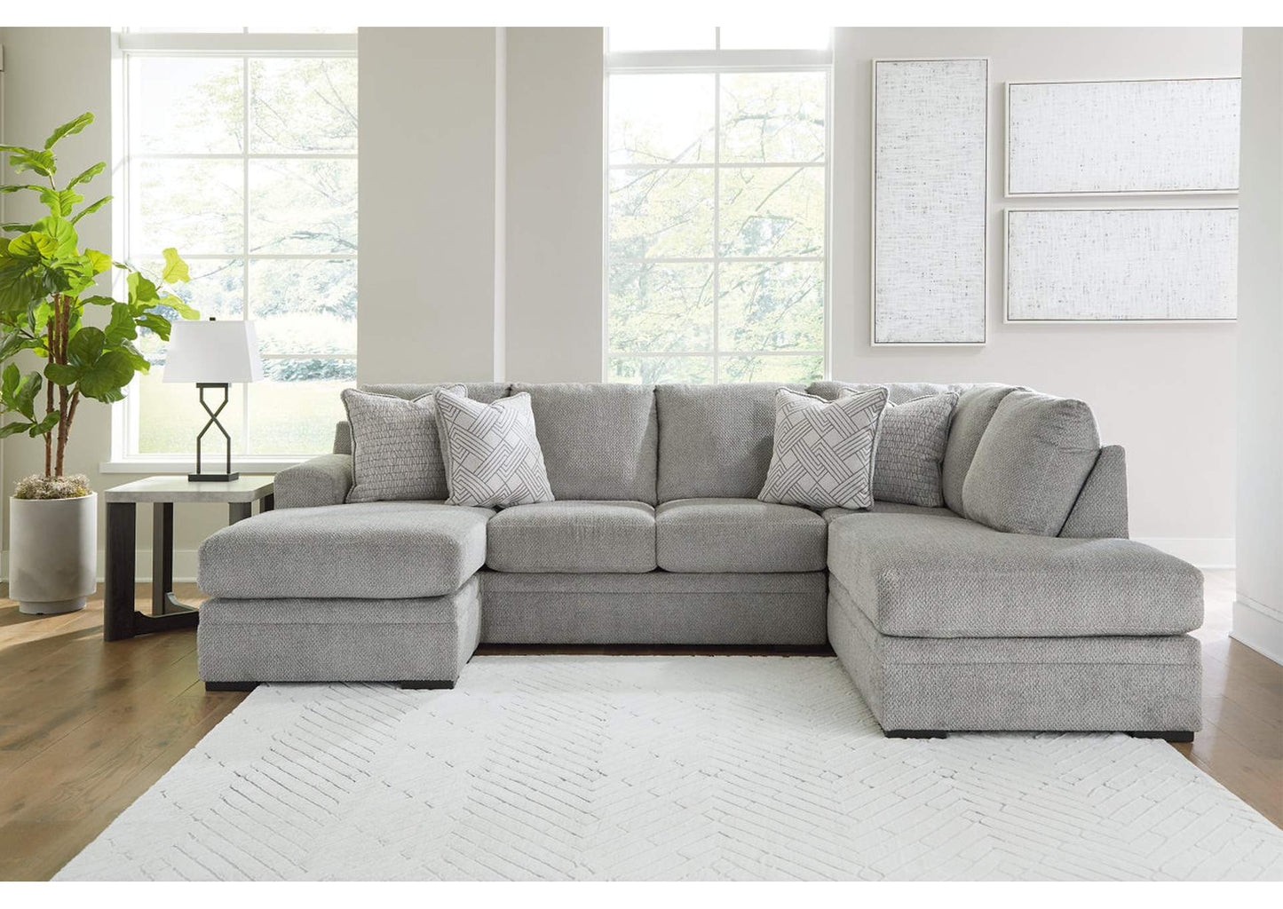 Casselbury 2-Piece Sectional with Chaise