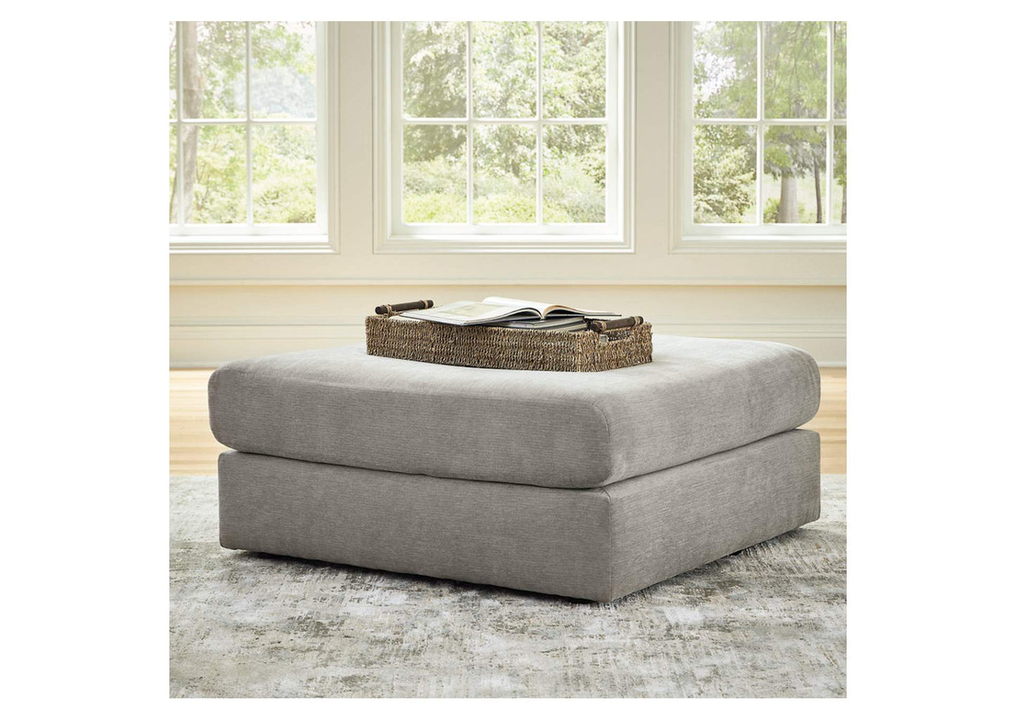 Avaliyah 2-Piece Sectional with Ottoman