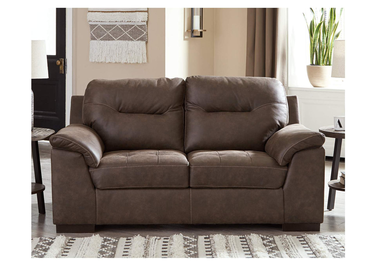 Maderla Loveseat