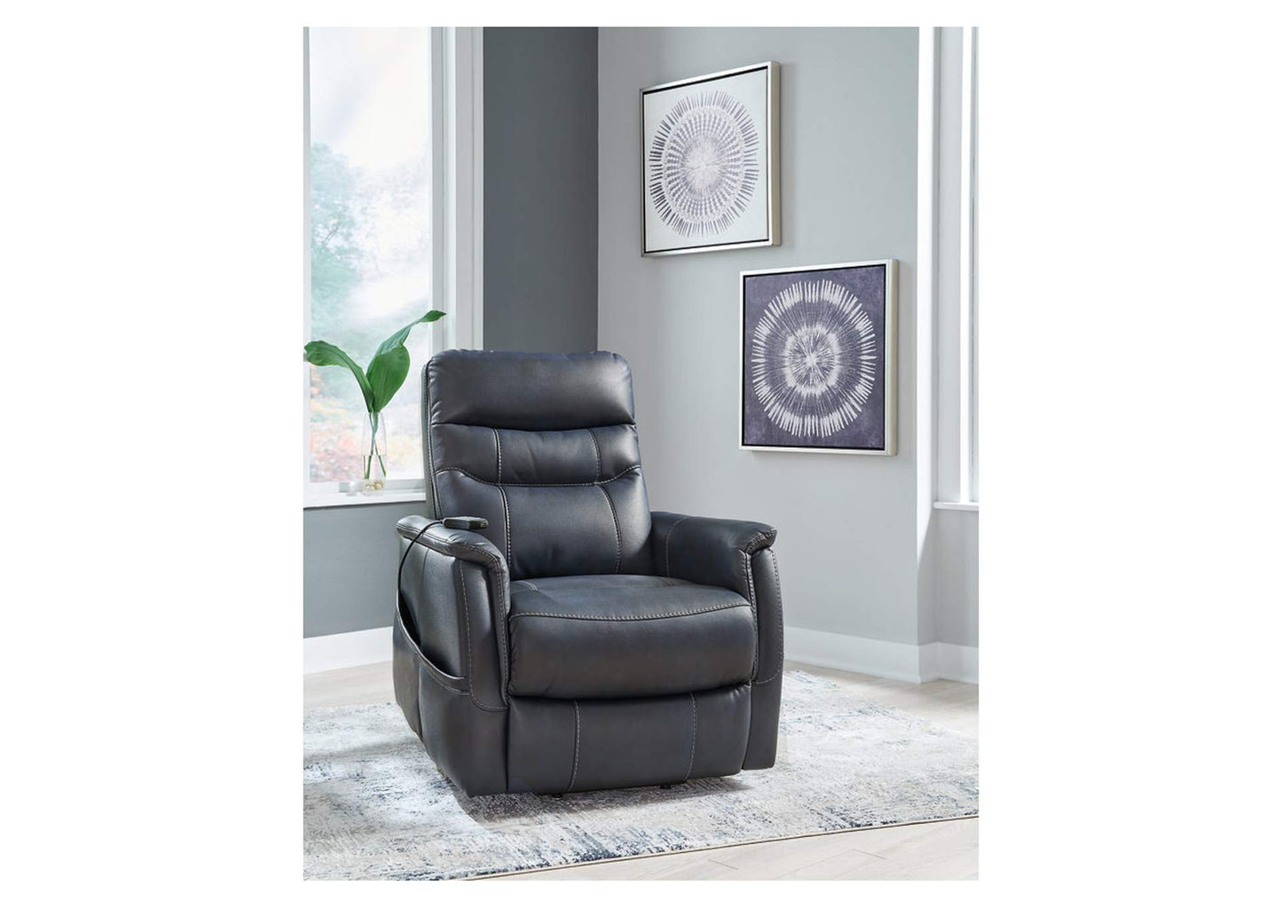 Strawbill Power Lift Recliner