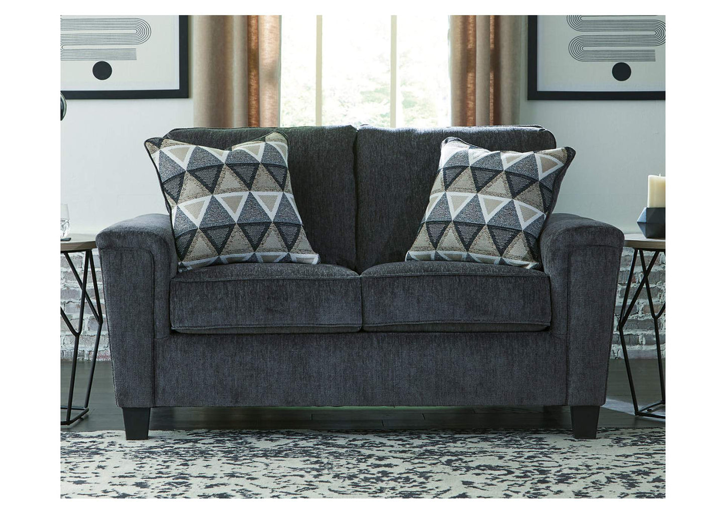 Abinger Loveseat