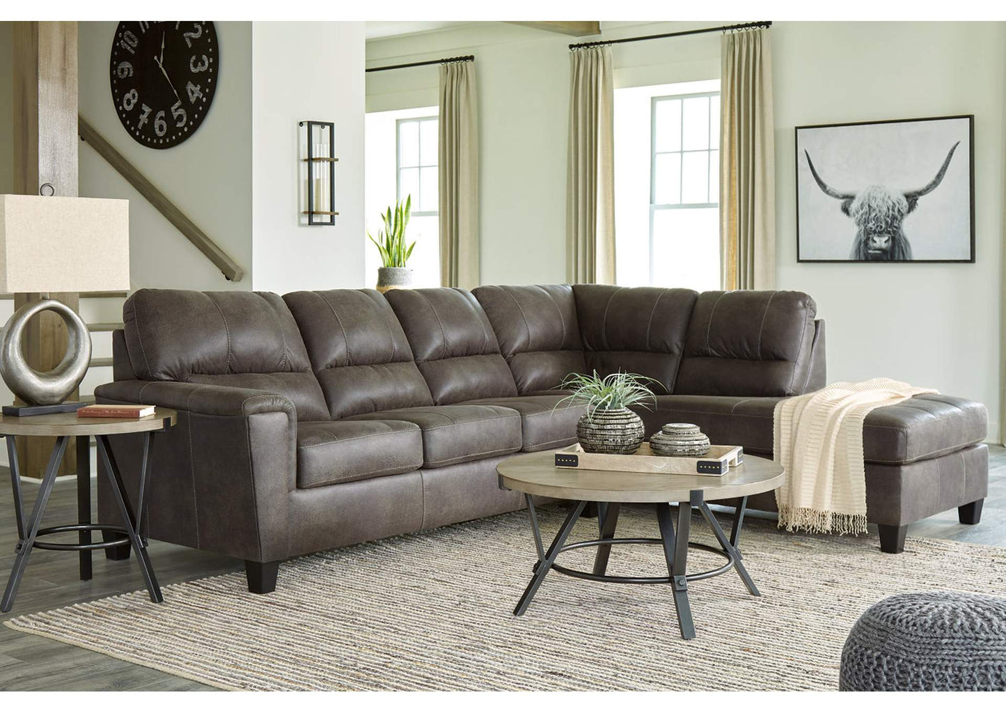 Navi 2-Piece Sectional with Chaise