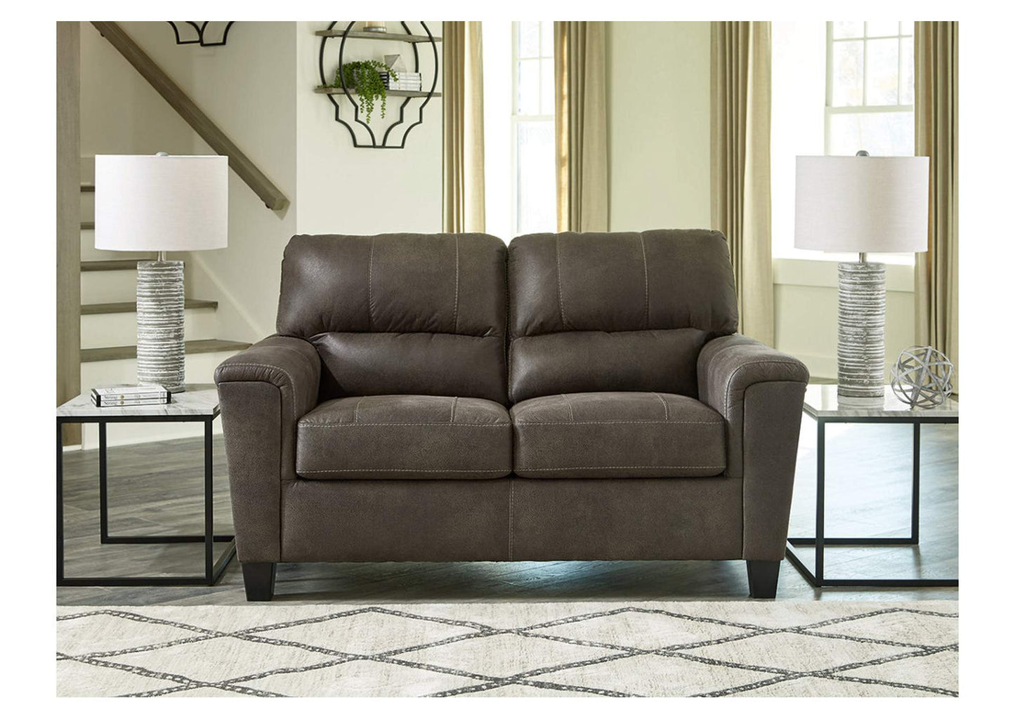 Navi Loveseat