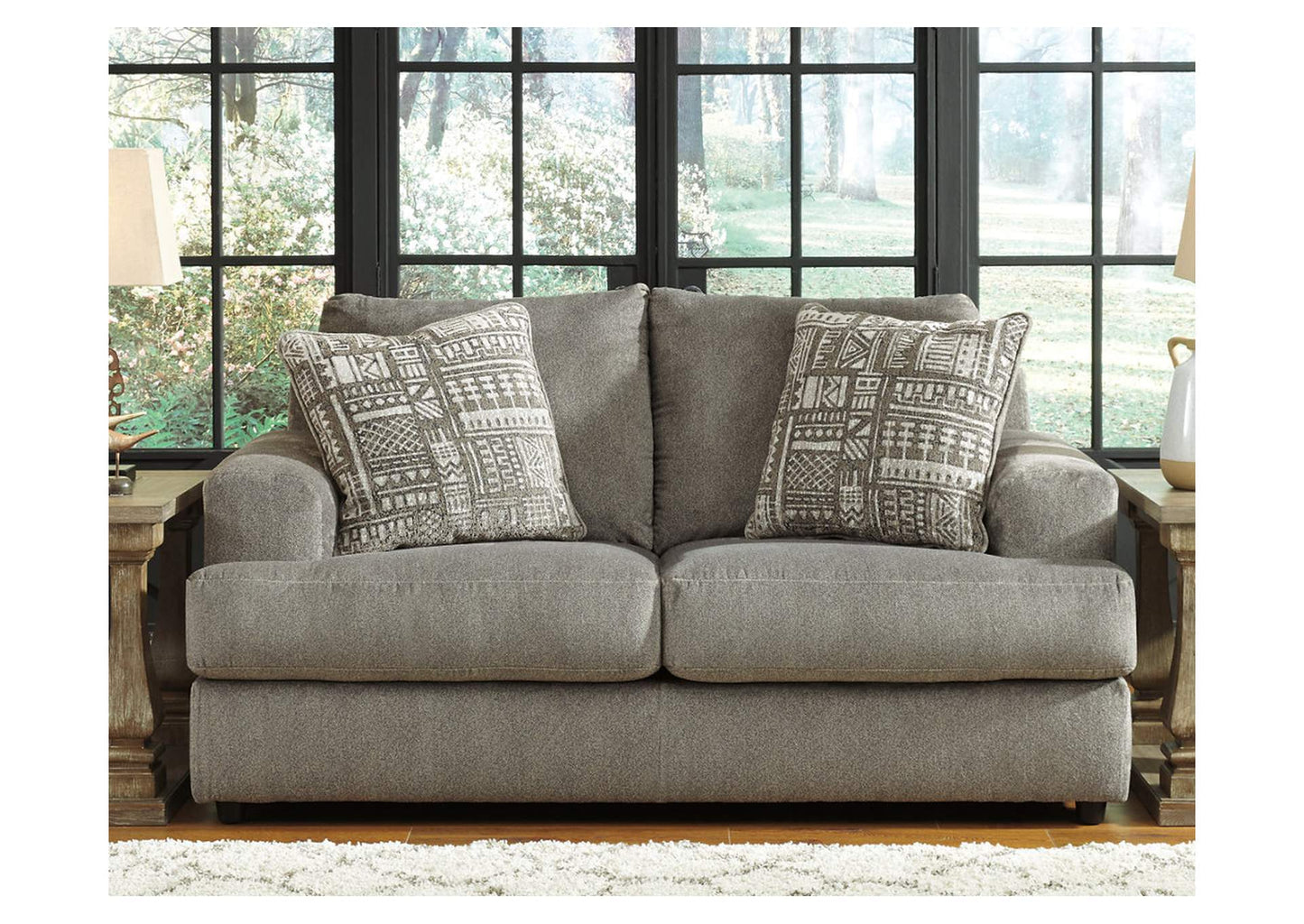 Soletren Loveseat