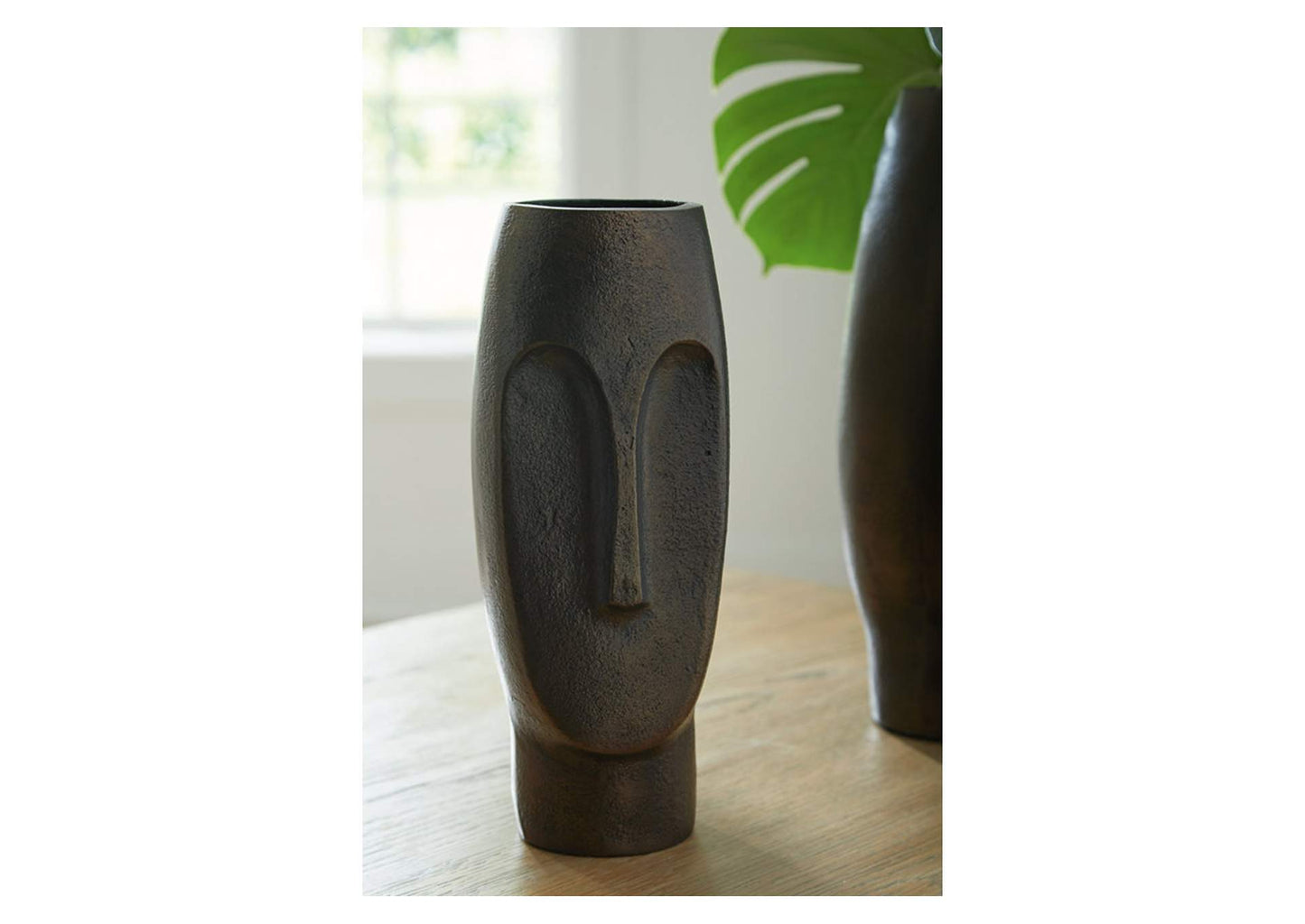 Elanman Vase