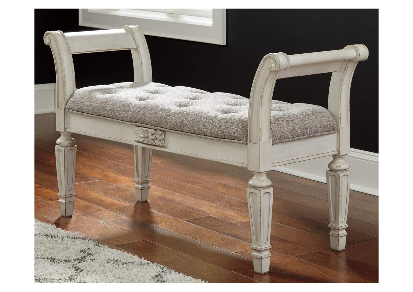 Realyn Accent Bench