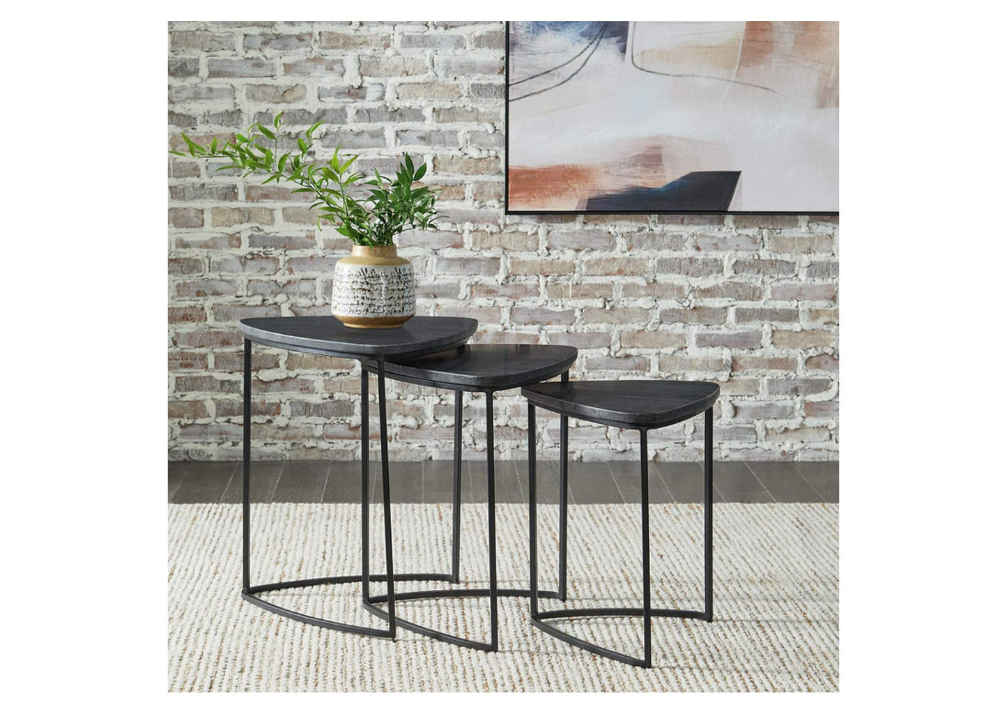 Olinmere Accent Table (Set of 3)