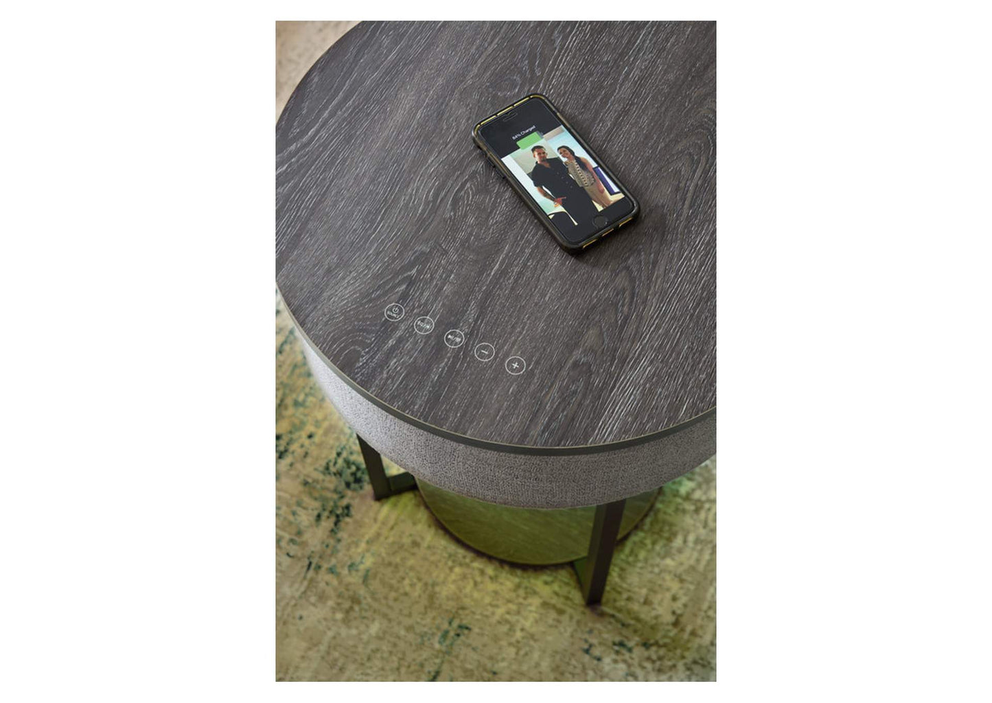 Sethlen Accent Table with Speaker