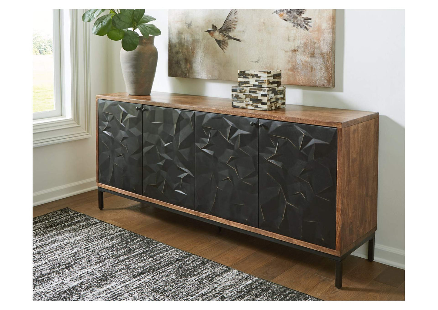 Dorannby Accent Cabinet