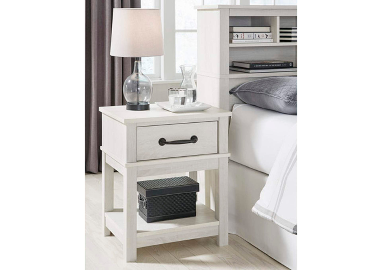 Dorrinson Nightstand