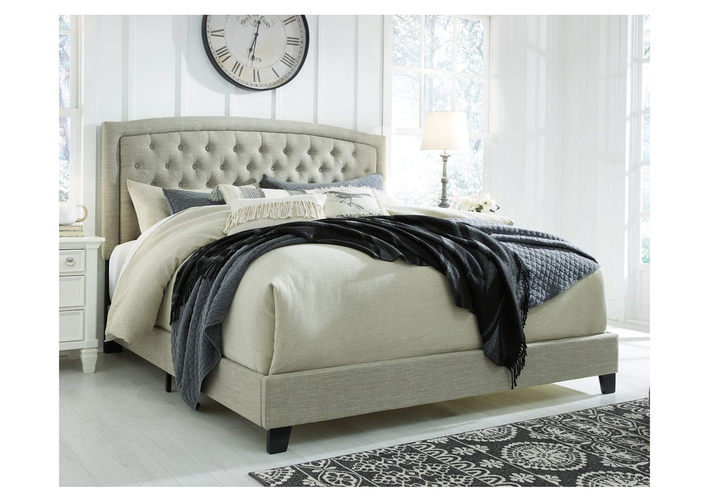 Jerary King Upholstered Bed