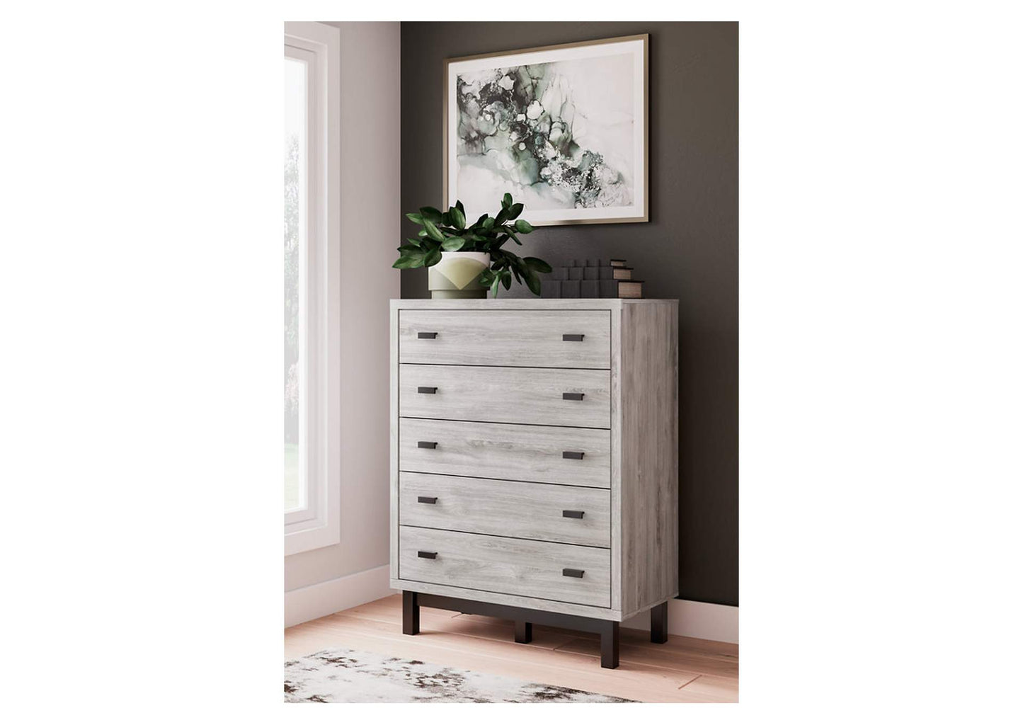 Vessalli Chest of Drawers