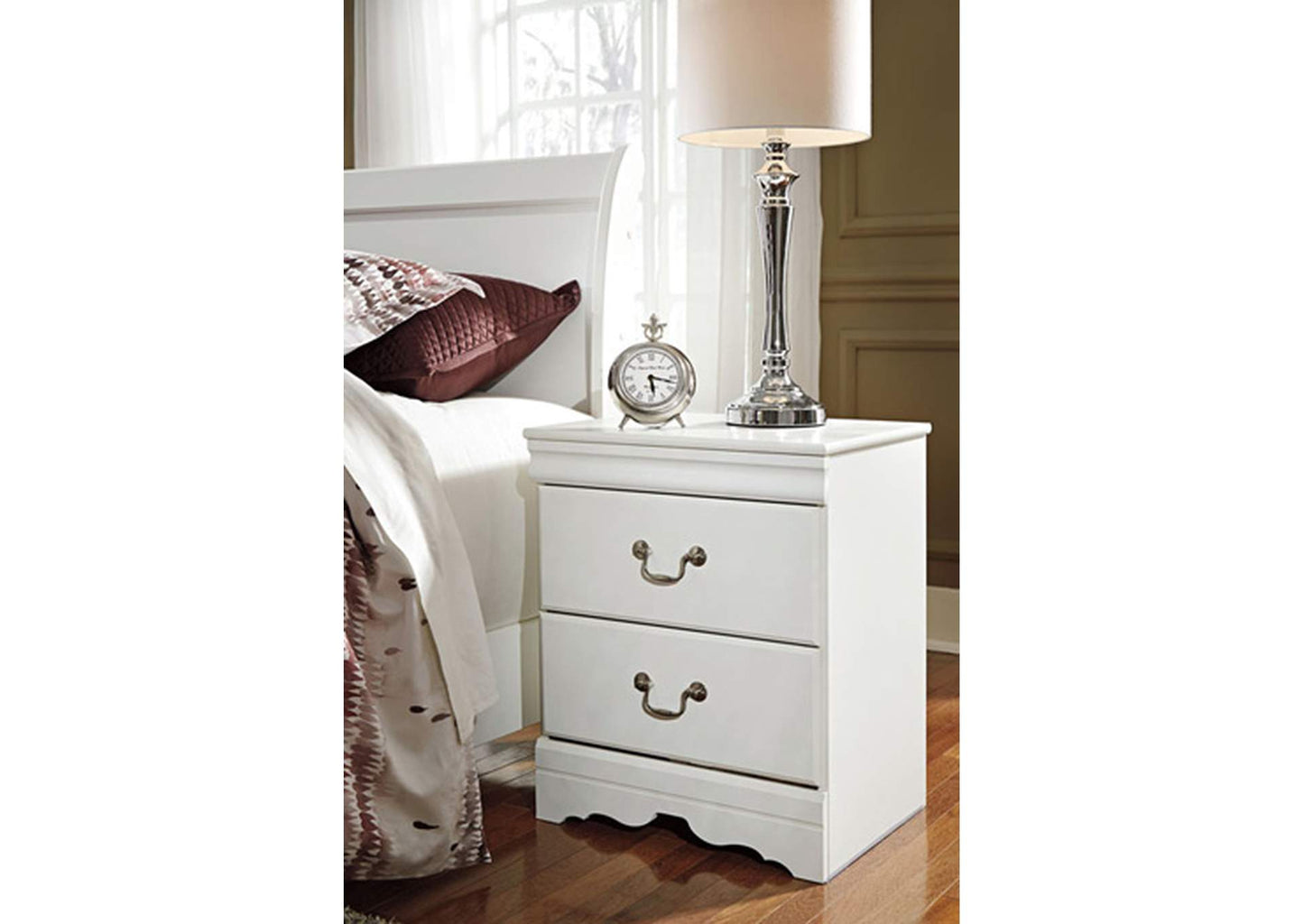 Anarasia Nightstand