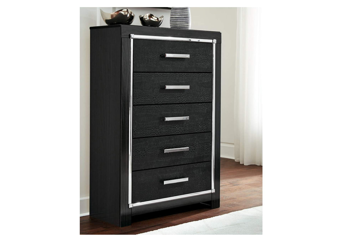 Kaydell Chest of Drawers