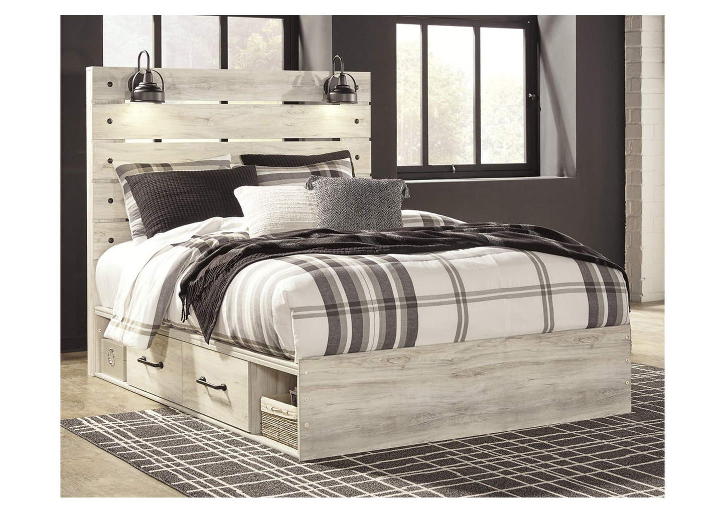 Cambeck Queen Panel Bed with 4 Storage Drawers