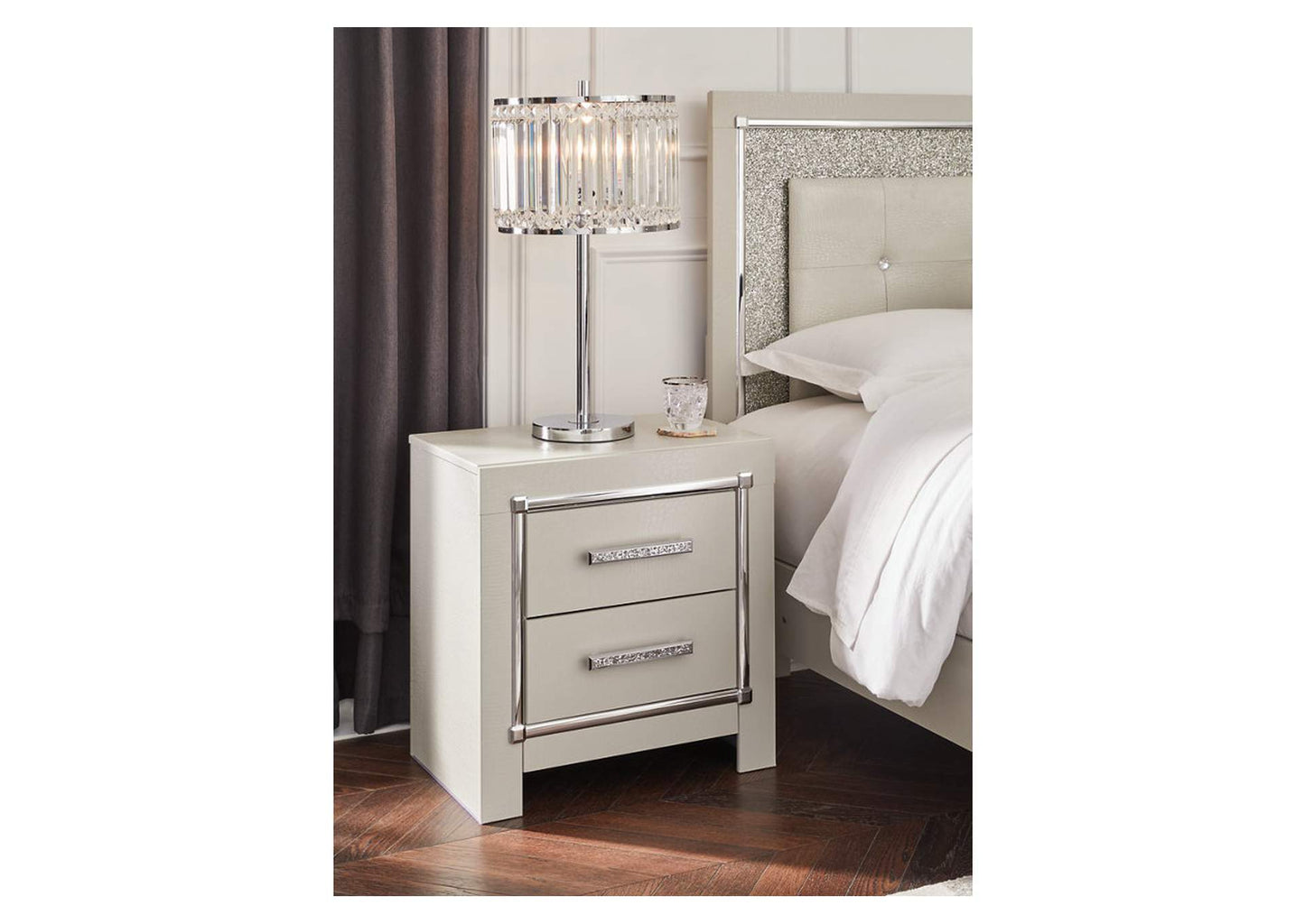 Zyniden Nightstand