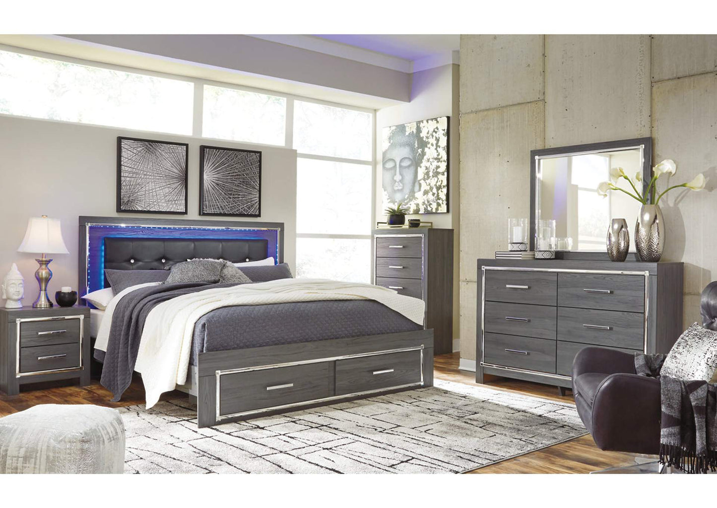 Lodanna King Panel Bed with 2 Storage Drawers