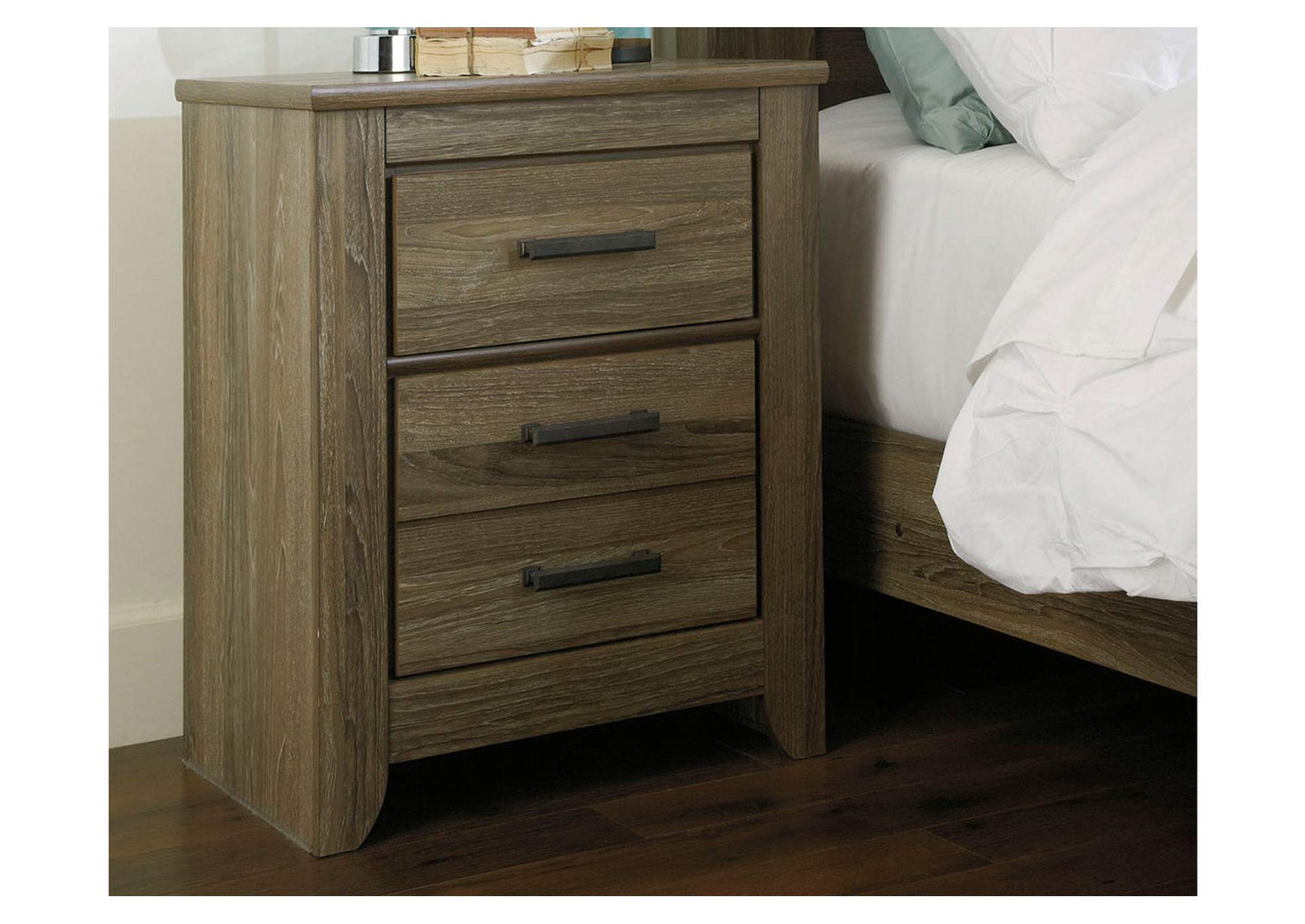 Zelen Nightstand