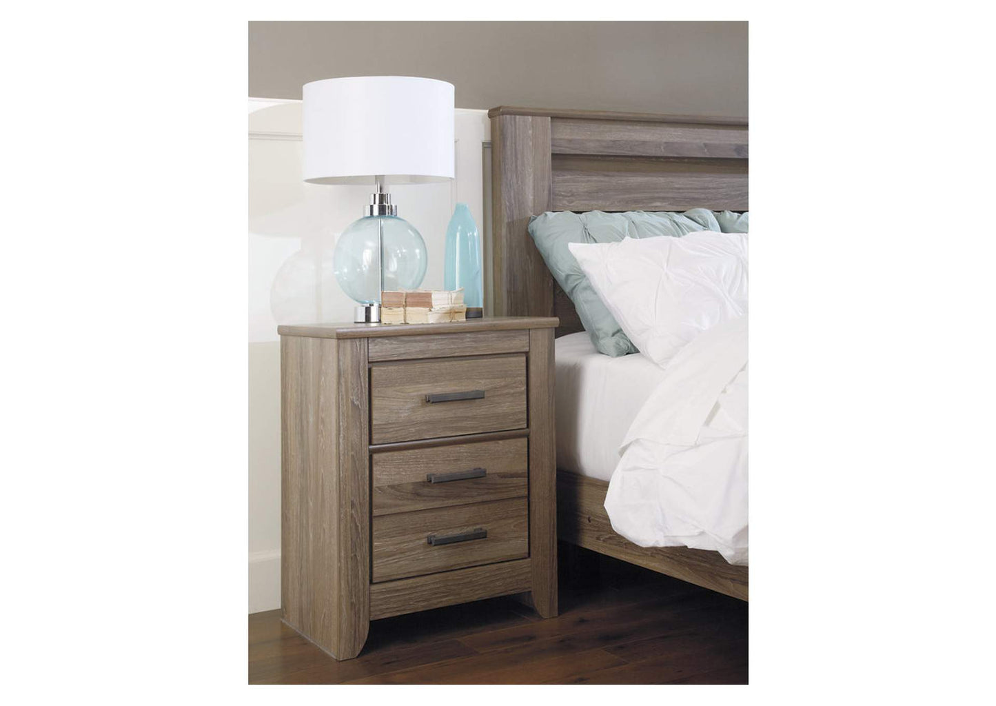 Zelen Nightstand