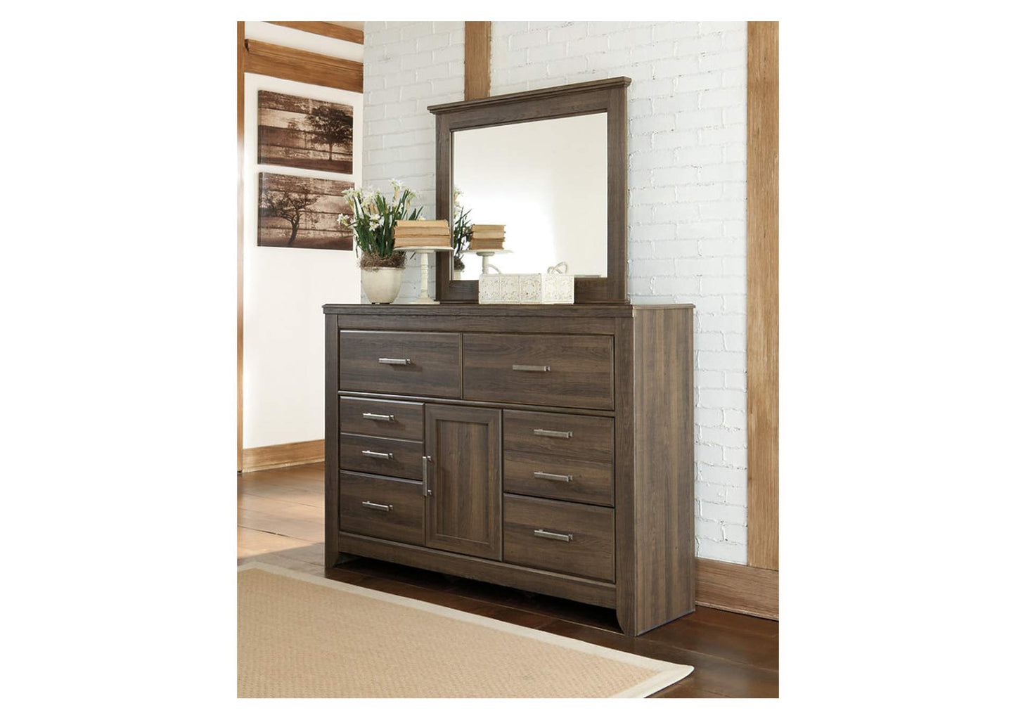 Juararo Dresser and Mirror