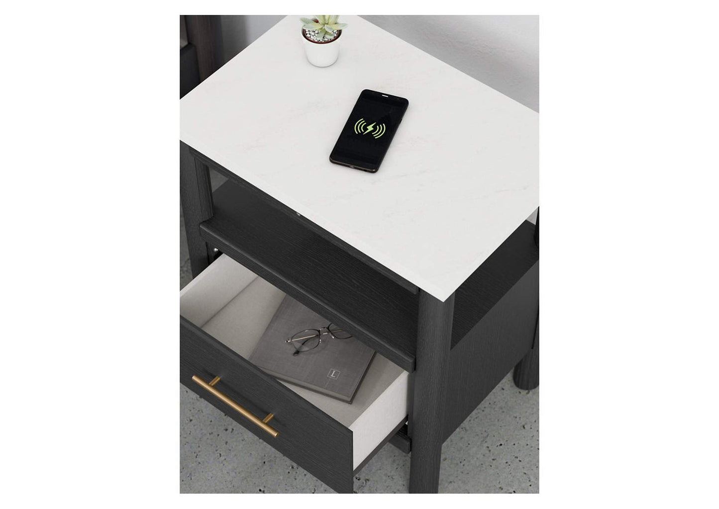 Cadmori Nightstand