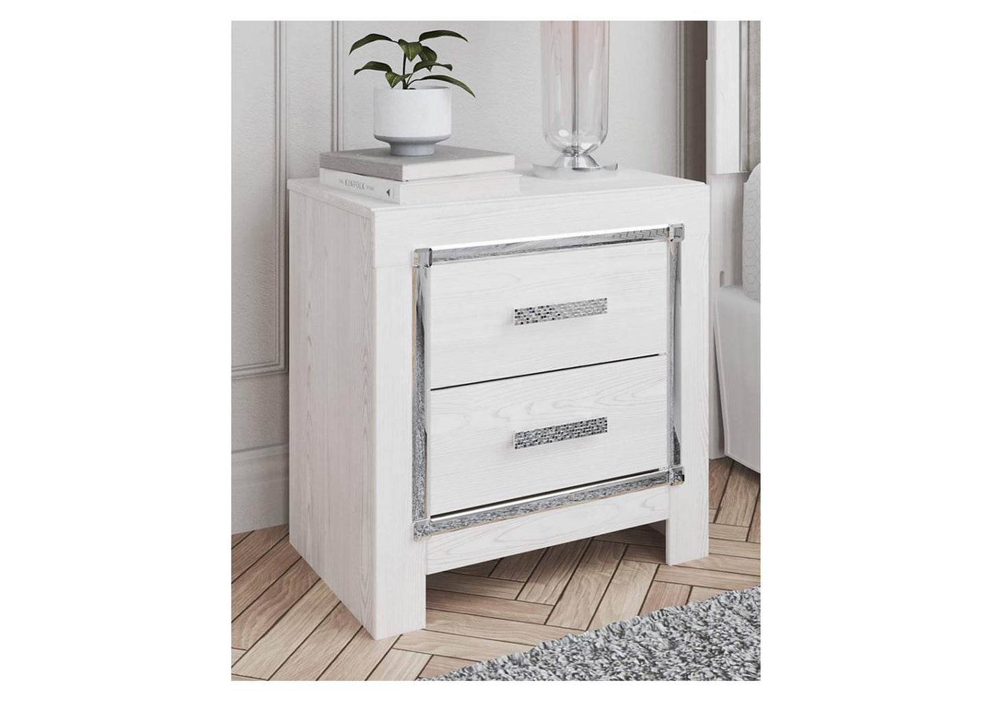 Altyra Nightstand