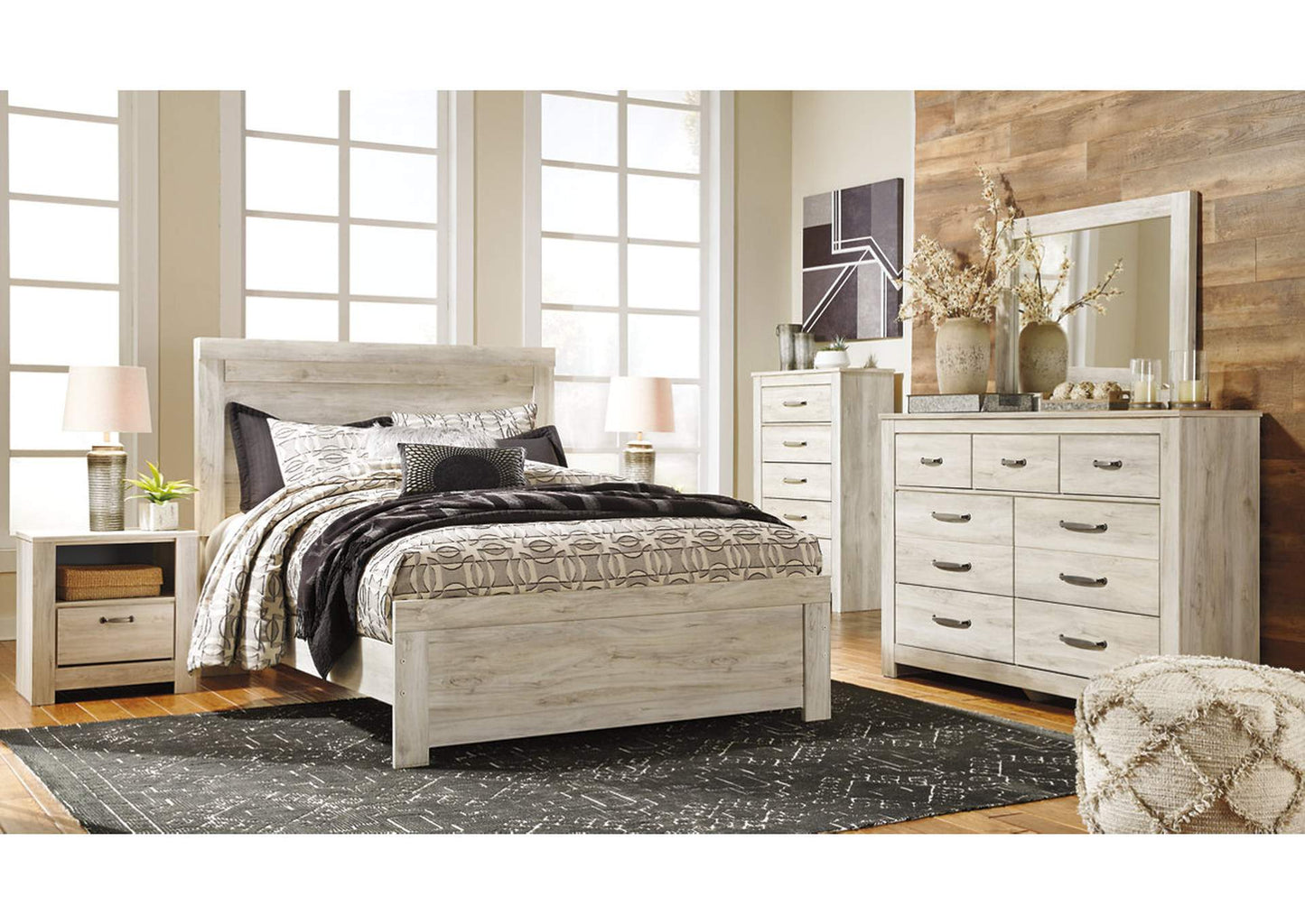 Bellaby Queen Panel Bed