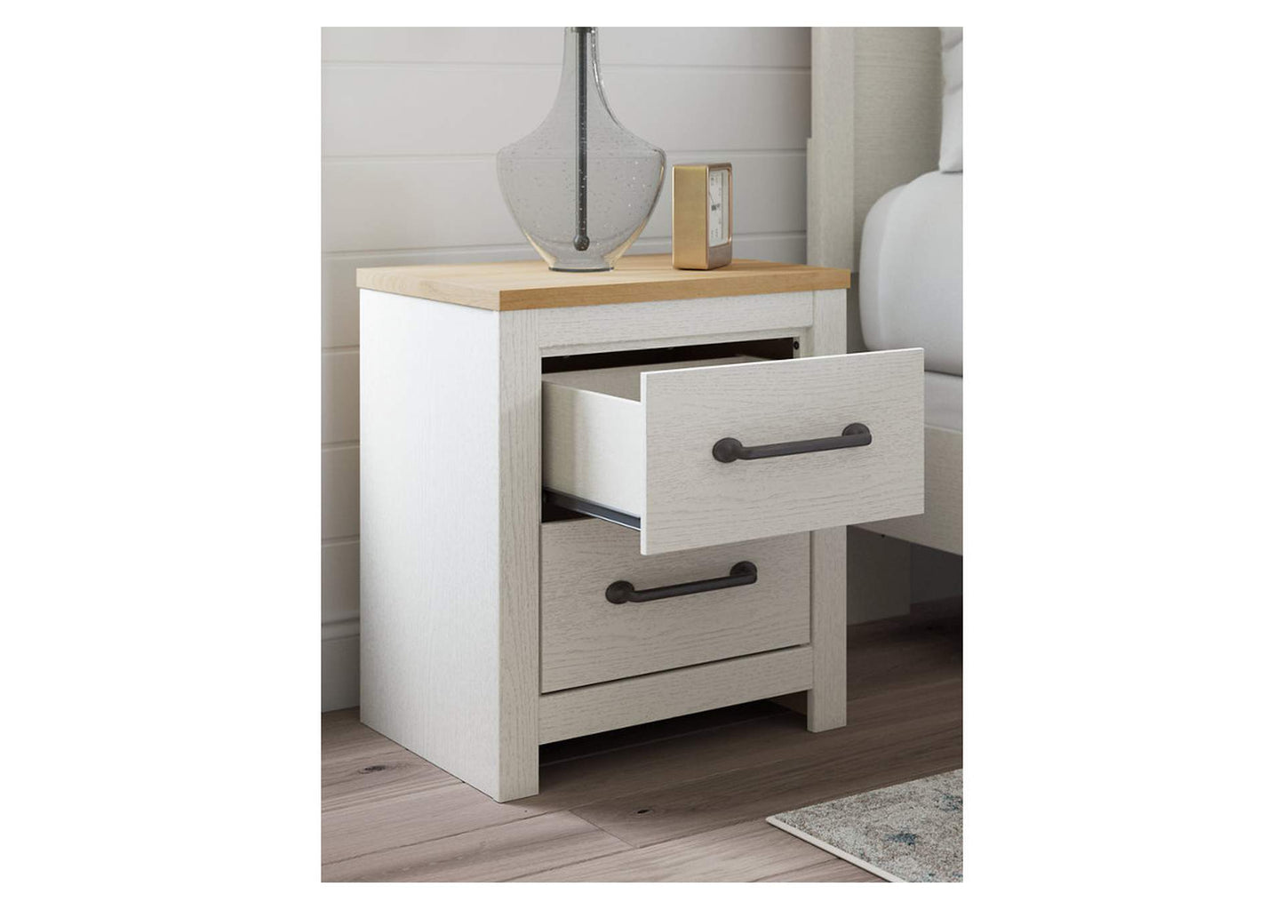 Linnocreek Nightstand