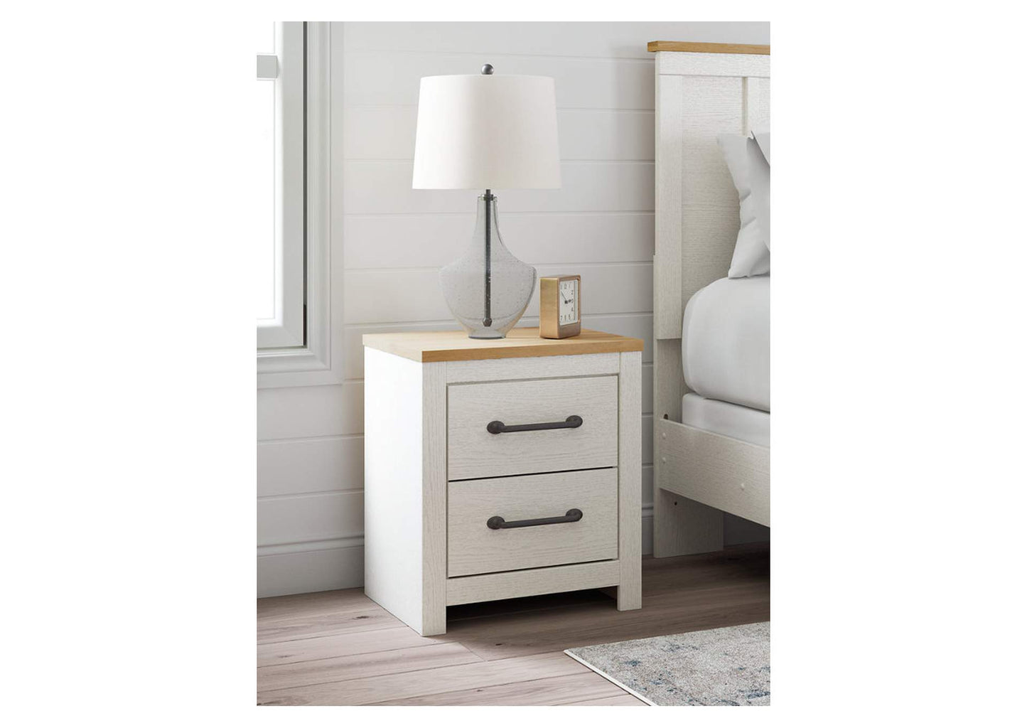 Linnocreek Nightstand