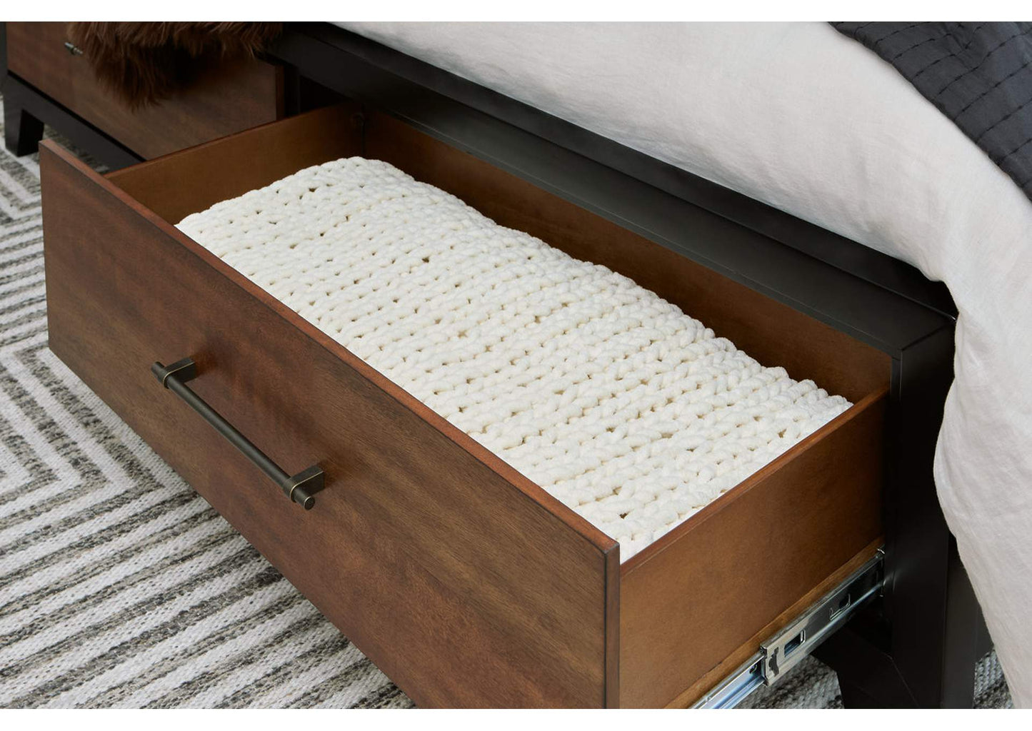 Kraeburn Queen Panel Storage Bed