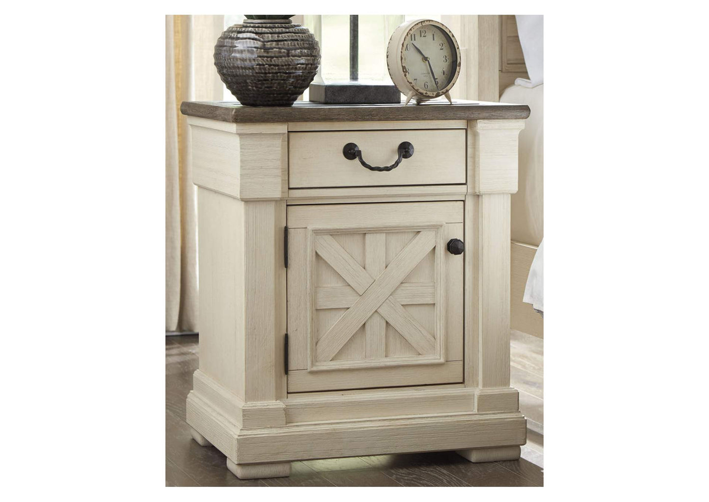 Bolanburg Nightstand