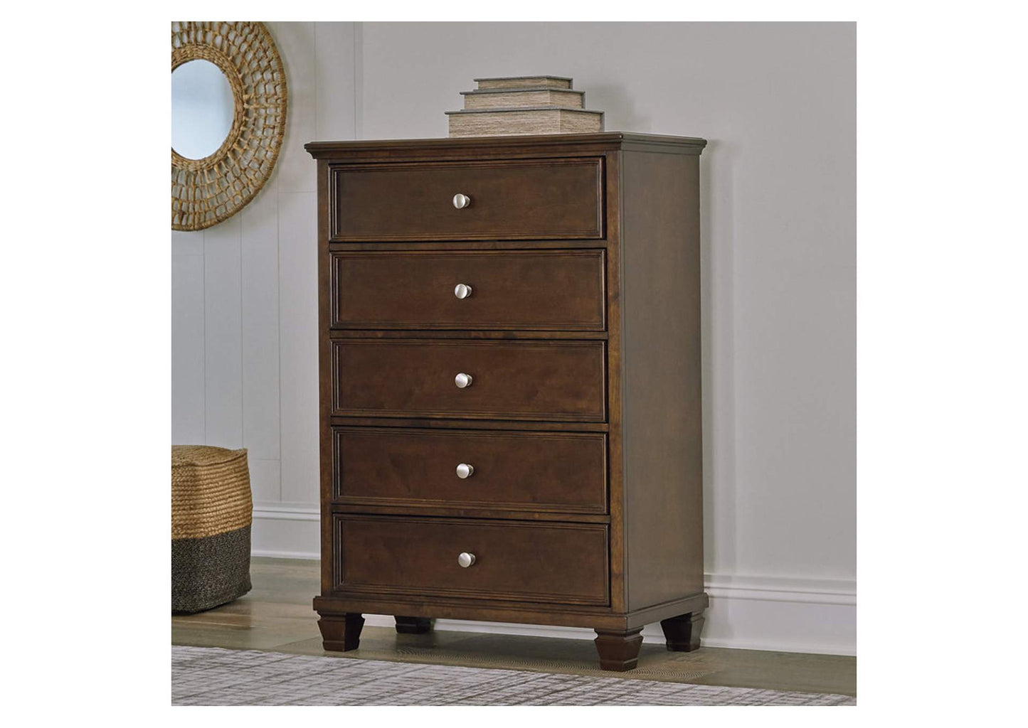 Danabrin Chest of Drawers