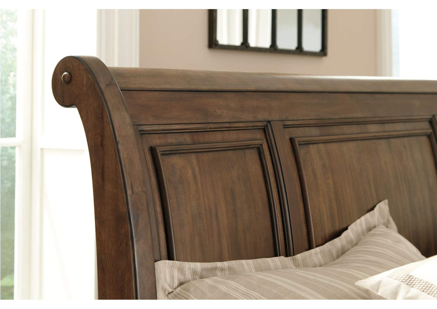 Flynnter Queen Sleigh Bed with 2 Storage Drawers