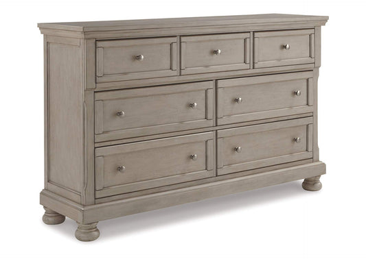 Lettner Dresser