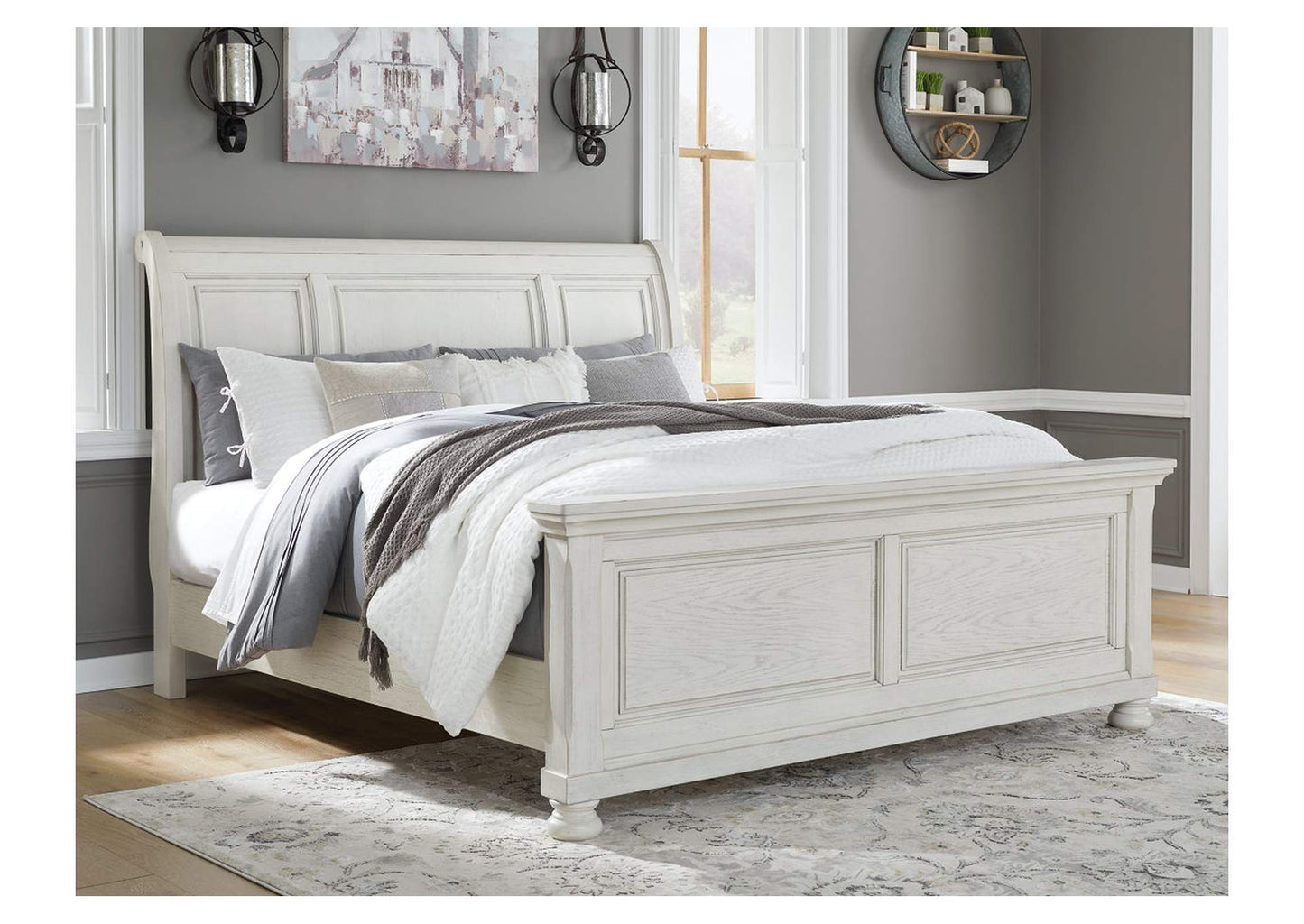 Robbinsdale Queen Sleigh Bed