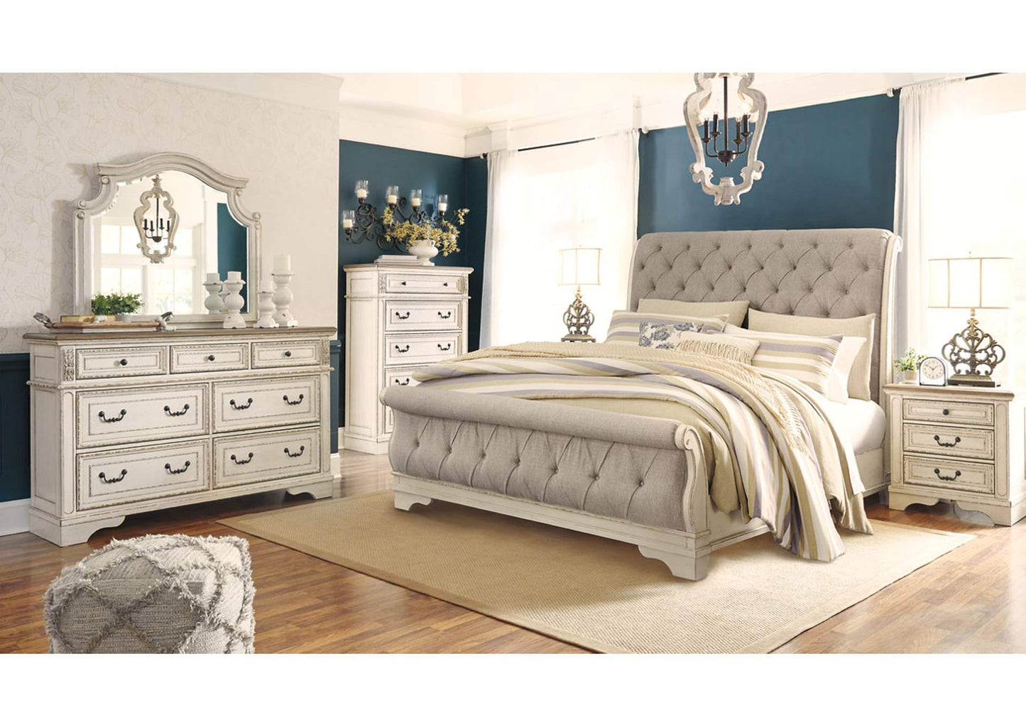 Realyn Queen Sleigh Bed