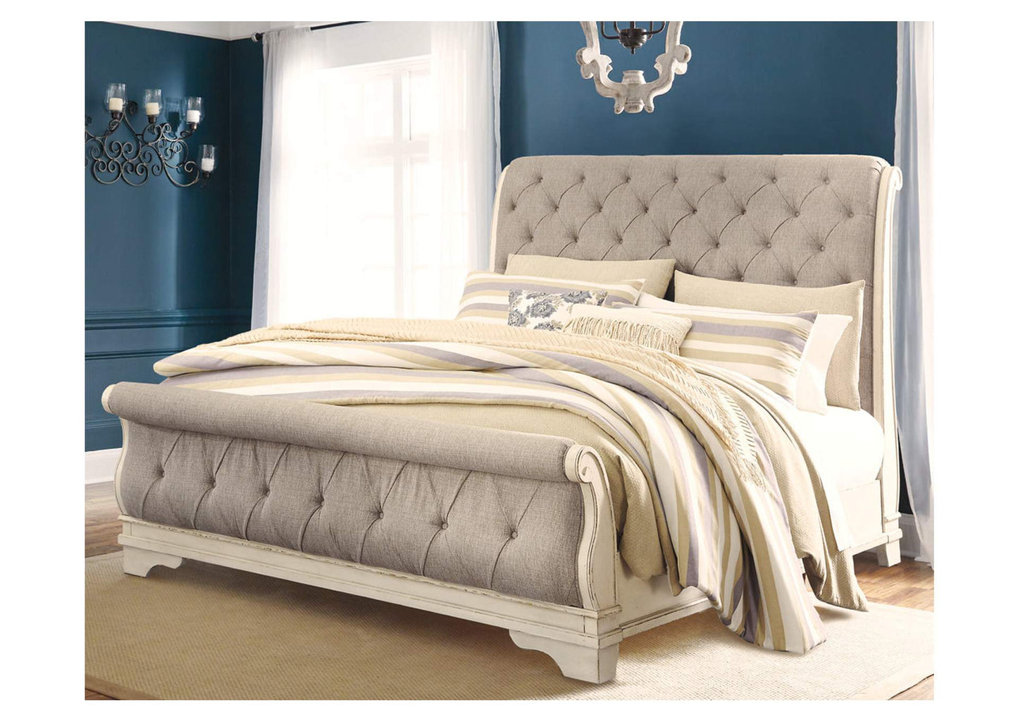 Realyn Queen Sleigh Bed