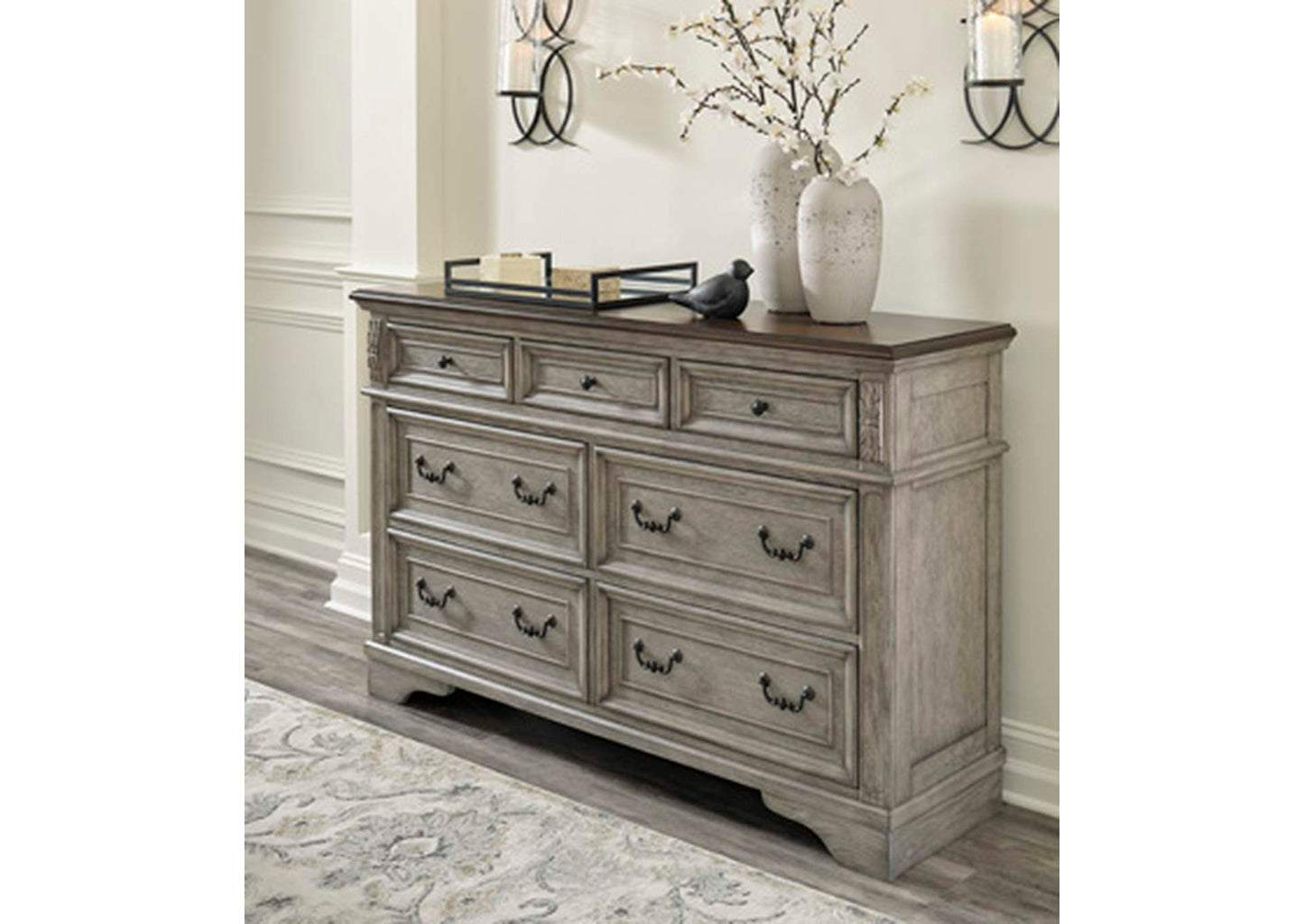 Lodenbay Dresser