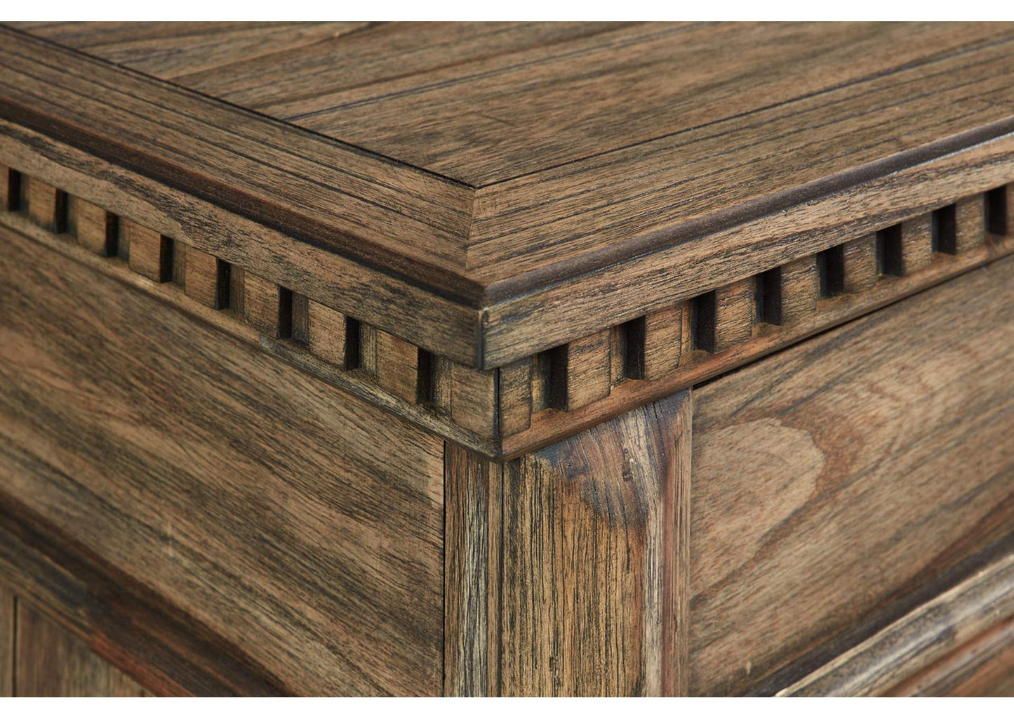 Markenburg Chest of Drawers