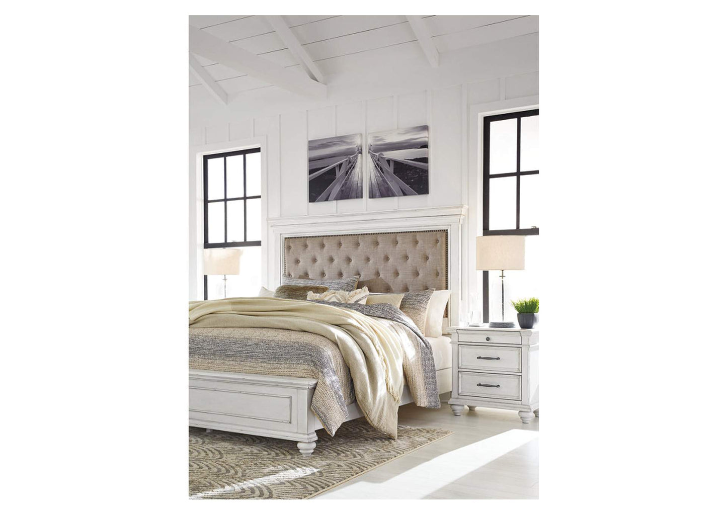 Kanwyn California King Panel Bed