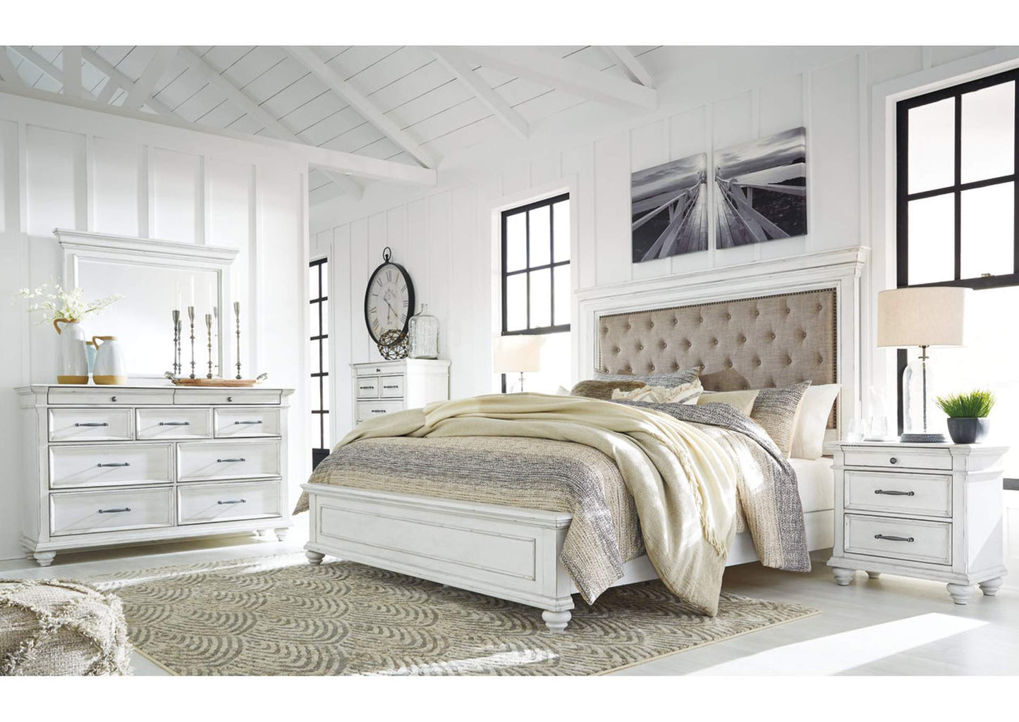 Kanwyn California King Panel Bed