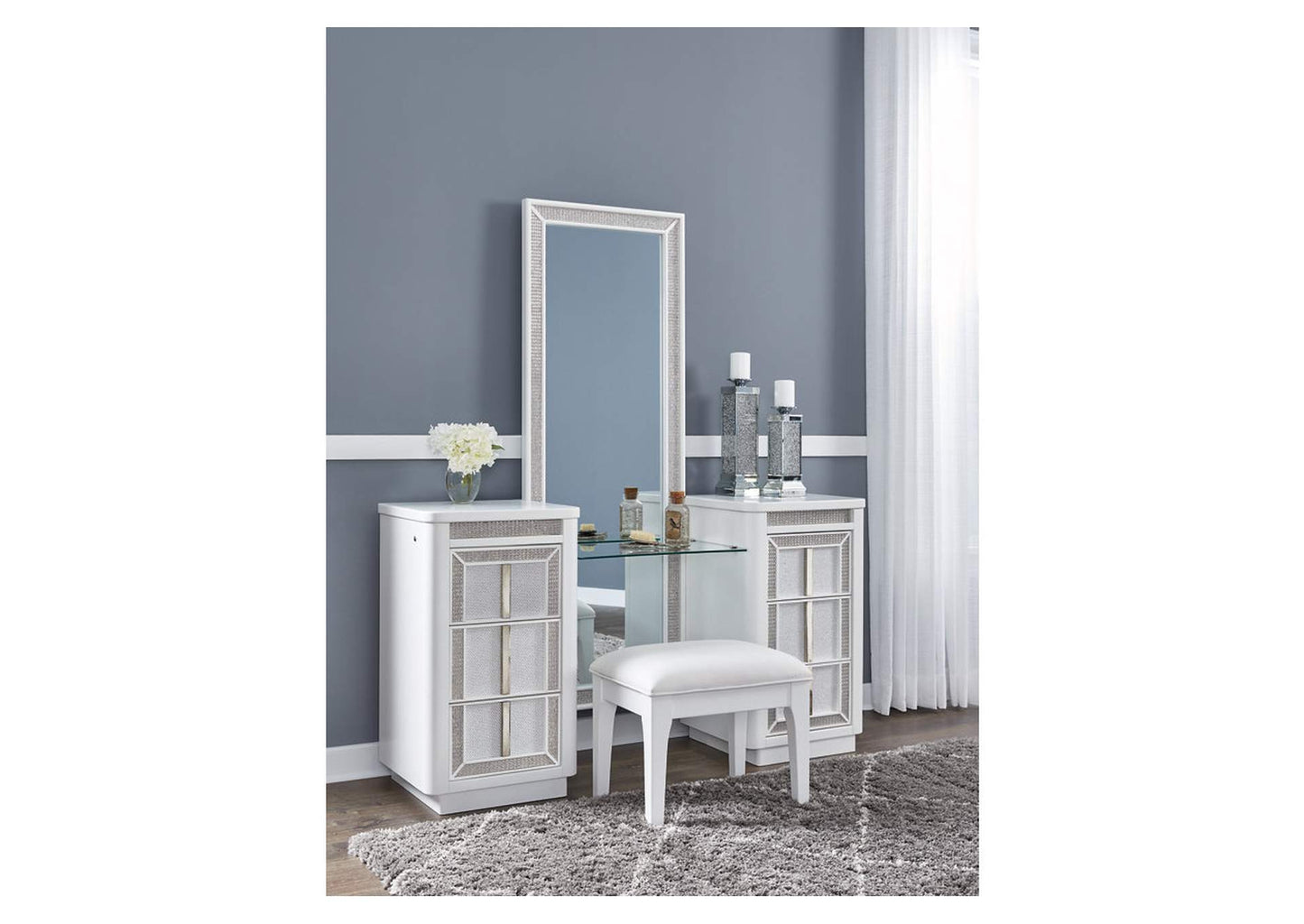 Chalanna Vanity with Mirror