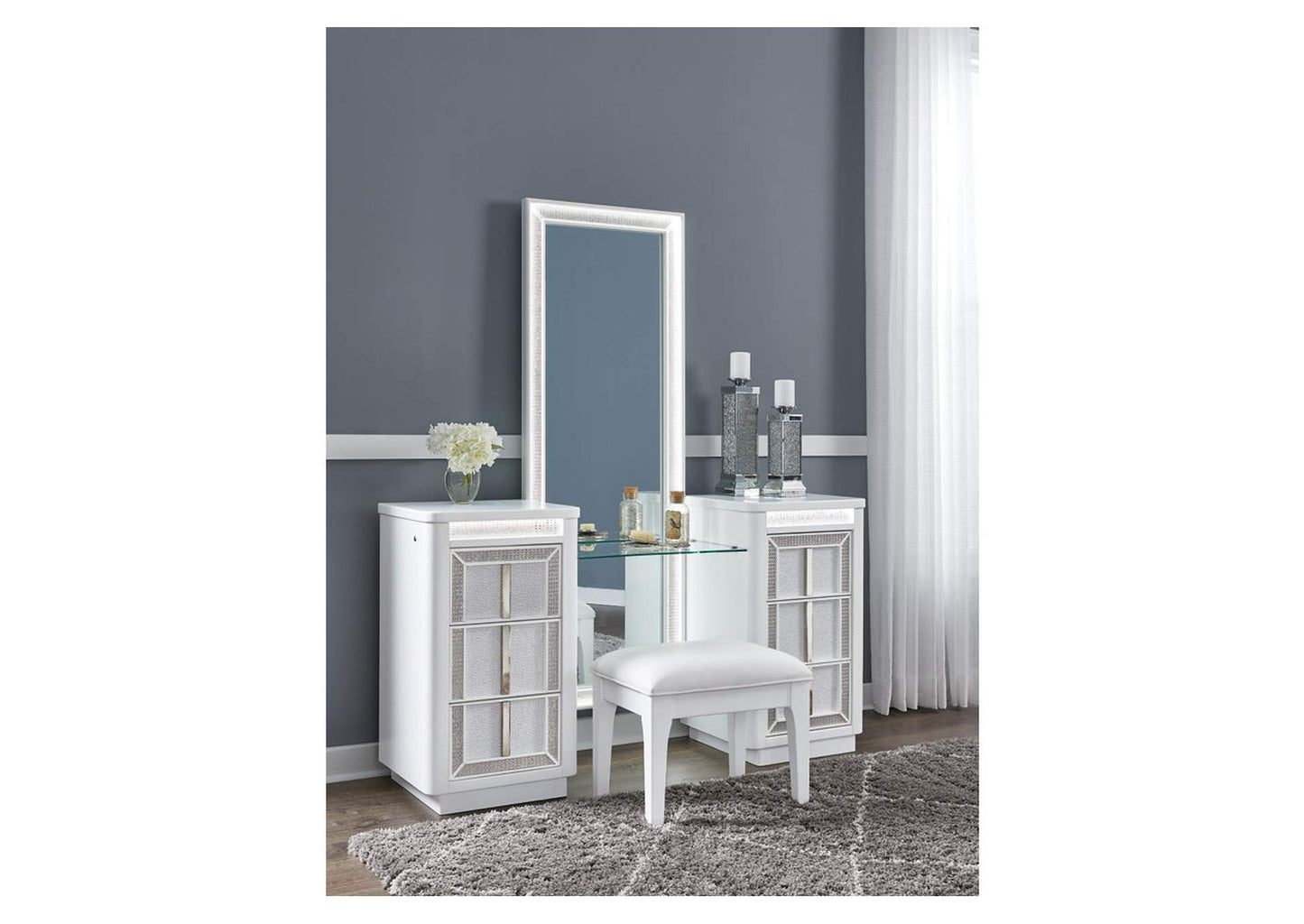 Chalanna Vanity with Mirror